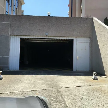 Bastia 92m2, Belle Vue, 15 Mn Du Centre Ville 公寓 *